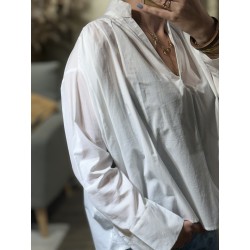 blouse large